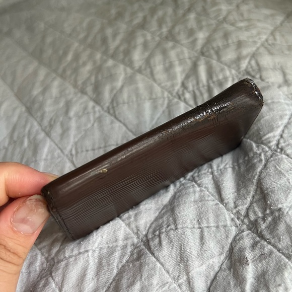Louis Vuitton Epi key and card holder - Picture 4 of 15
